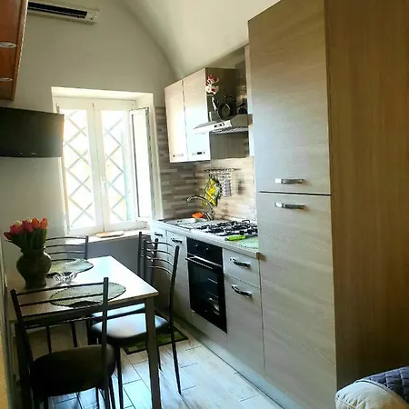 Mary Apartamento Terracina
